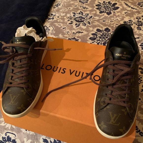 Louis Vuitton Other - Authentic Louis Vuitton Men’s Sneakers very stylish & simply beautiful 🇫🇷🇮🇹